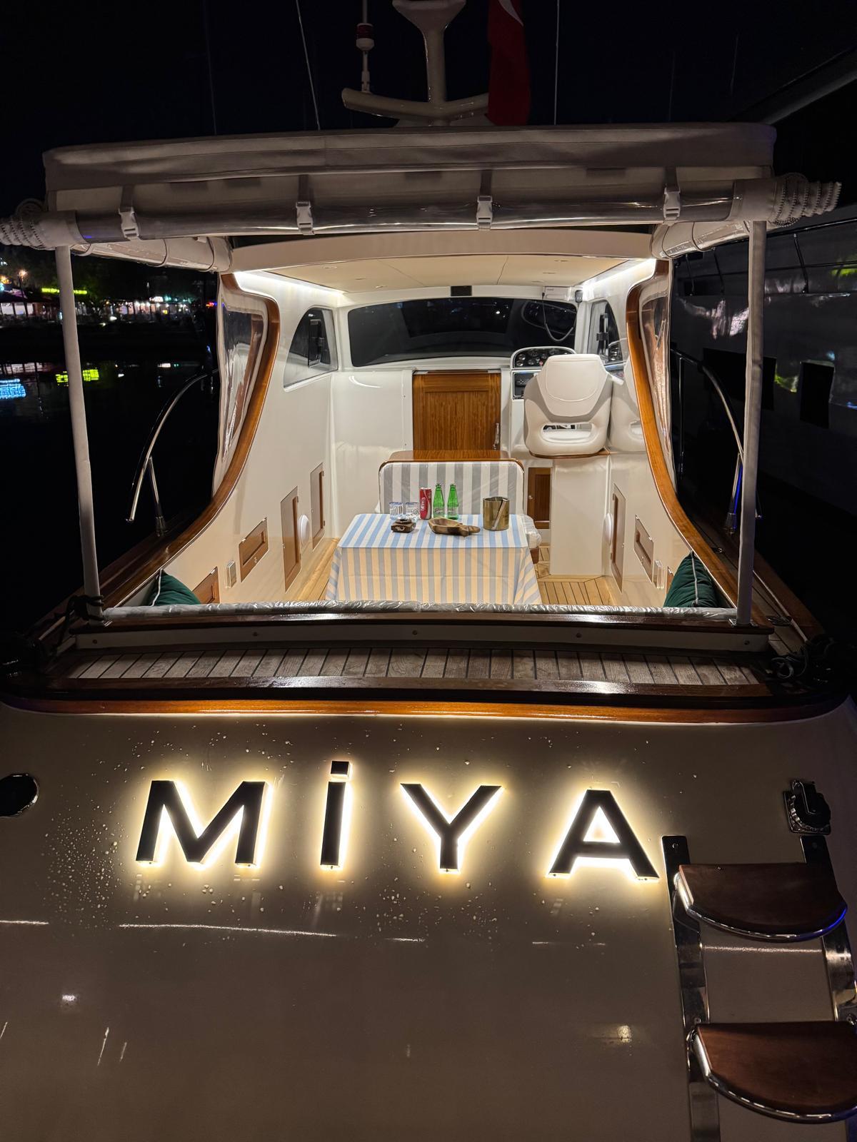 Miya 18